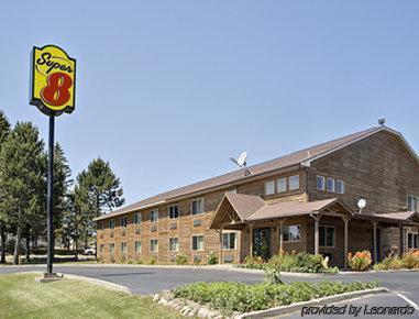 Northwoods Inn And Suites Ely 외부 사진